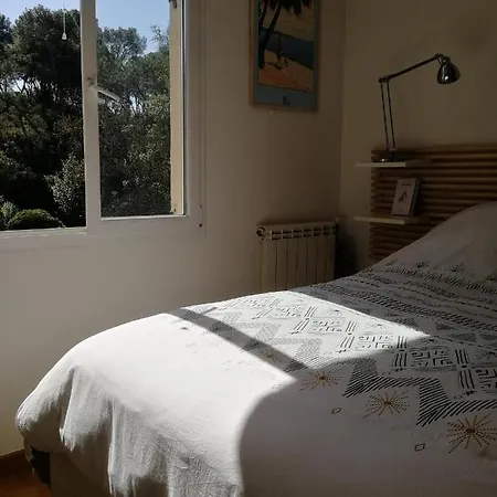 Bel Calme Et Proche Des Plages Appartement Hyères